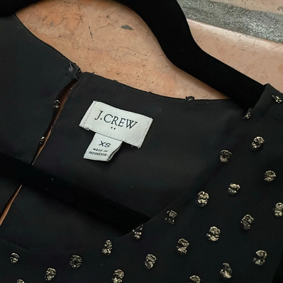 🔷 J. Crew Factory Black and Gold Sleeveless Lined Top Size XSmall - Picture 2 of 8